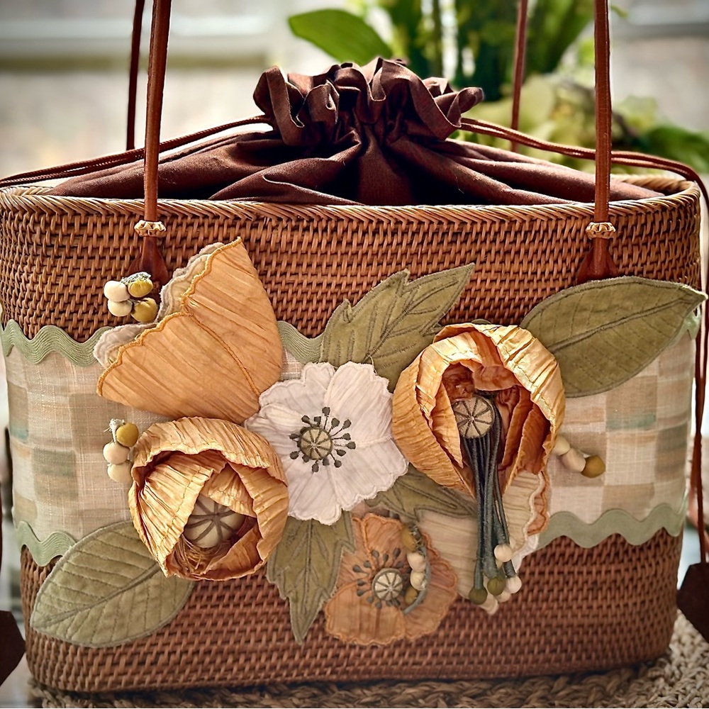Rare Mackenzie Childs Rattan Summer Tote Poppy Purse